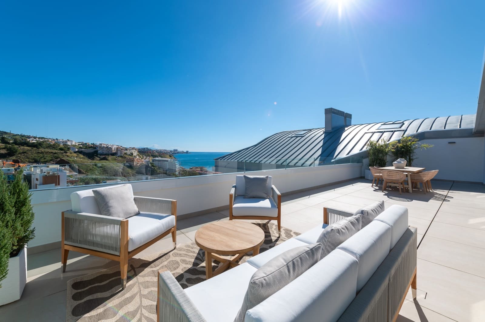 2 slaapkamer Appartement te koop in Carvajal met zwembad garage - € 849.000 (Ref: 9360961)