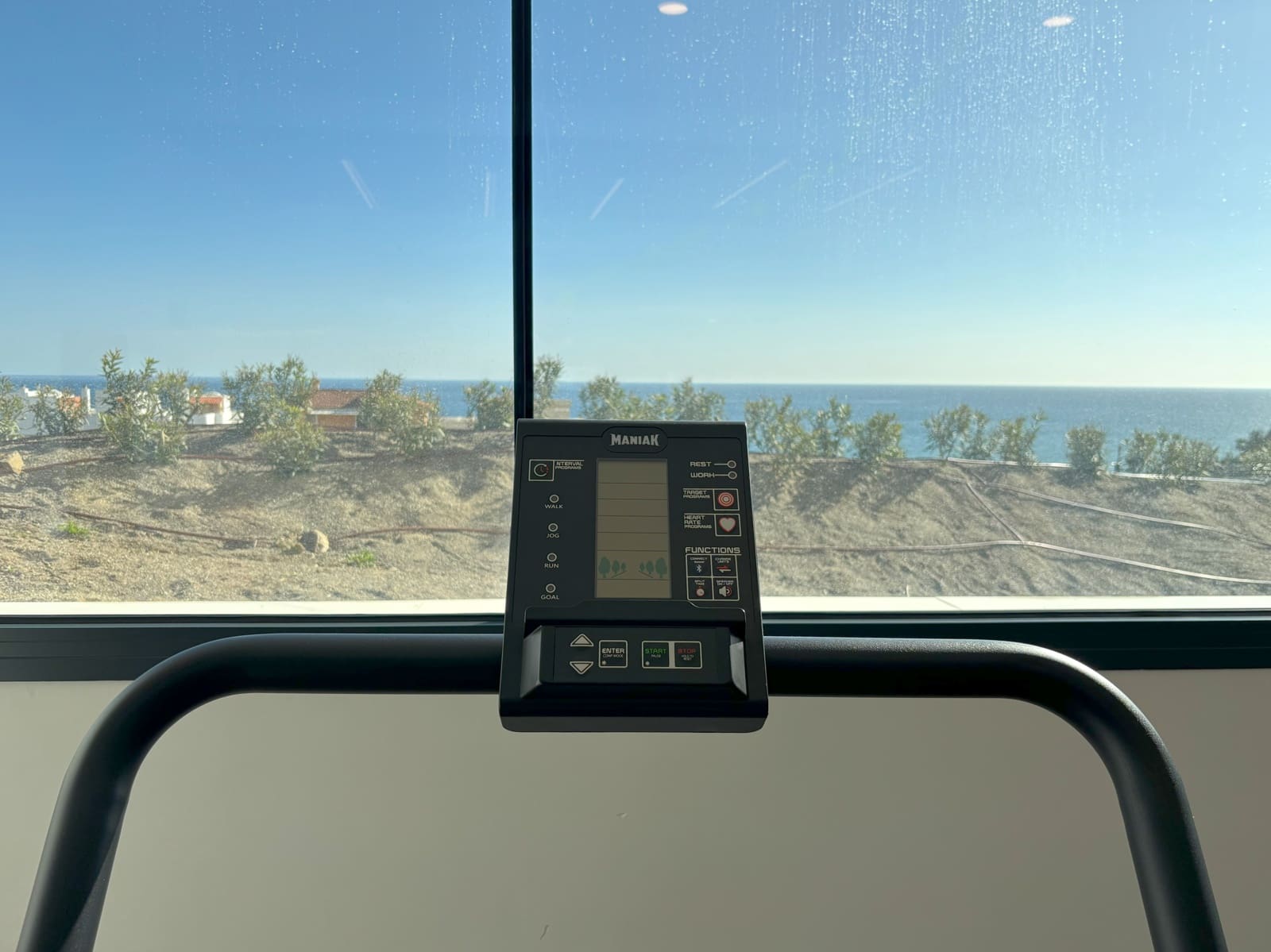 2 slaapkamer Appartement te koop in Carvajal met zwembad garage - € 849.000 (Ref: 9360961)