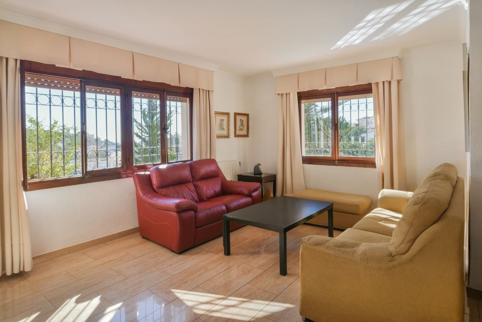 5 soveværelse Villa til salg i Malaga by med swimmingpool - € 1.750.000 (Ref: 9370361)