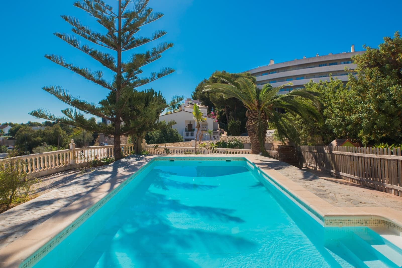 5 soveværelse Villa til salg i Malaga by med swimmingpool - € 1.750.000 (Ref: 9370361)