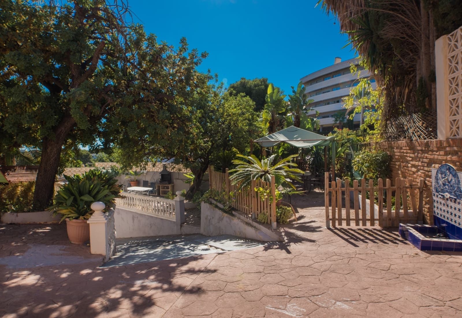 5 soveværelse Villa til salg i Malaga by med swimmingpool - € 1.750.000 (Ref: 9370361)