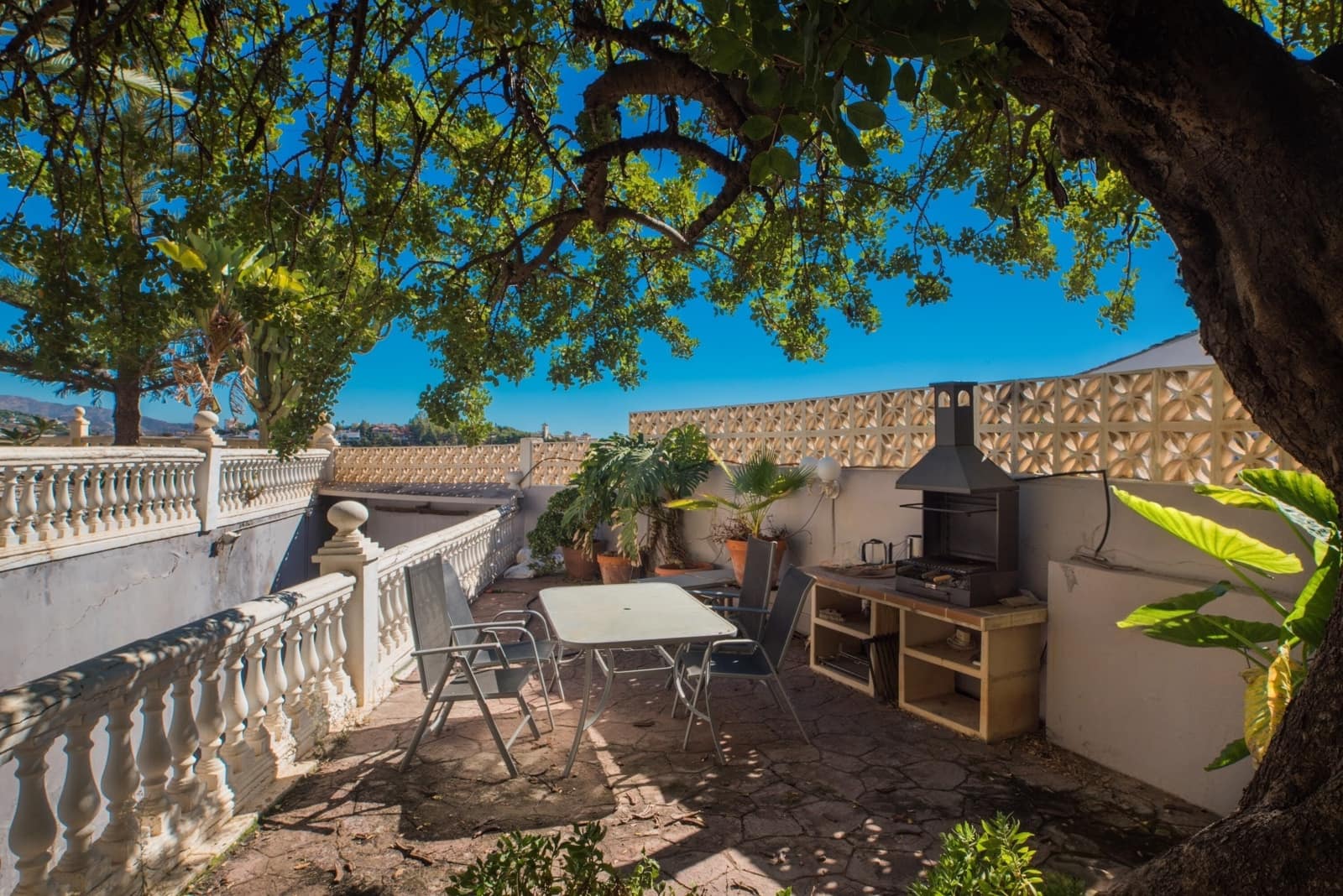 5 soveværelse Villa til salg i Malaga by med swimmingpool - € 1.750.000 (Ref: 9370361)