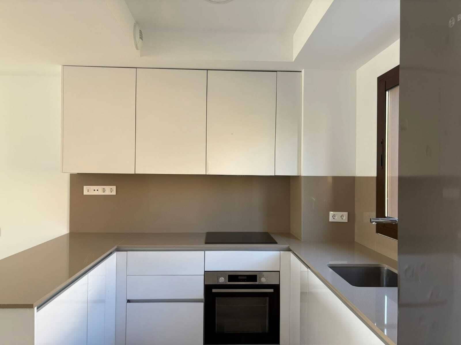 2 makuuhuone Huoneisto myytävänä paikassa Torre de Benagalbon mukana uima-altaan - 510 000 € (Ref: 9378490)