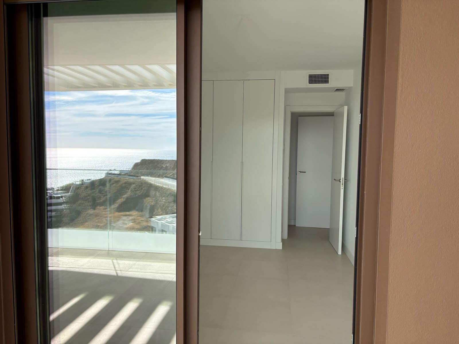 2 makuuhuone Huoneisto myytävänä paikassa Torre de Benagalbon mukana uima-altaan - 510 000 € (Ref: 9378490)