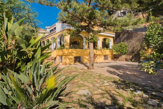4 makuuhuone Huvila myytävänä paikassa Pinares de San Antón, Málaga kaupunki mukana uima-altaan - 1 500 000 € (Ref: 9426268)
