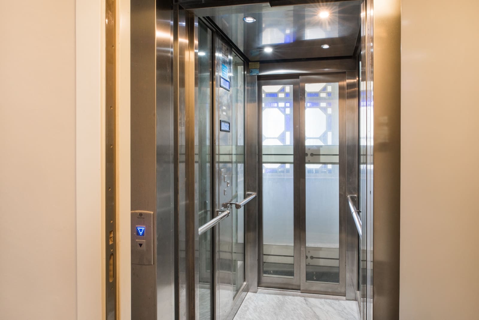 3 soveværelse Lejlighed til salg i Malaga by - € 1.500.000 (Ref: 9436518)