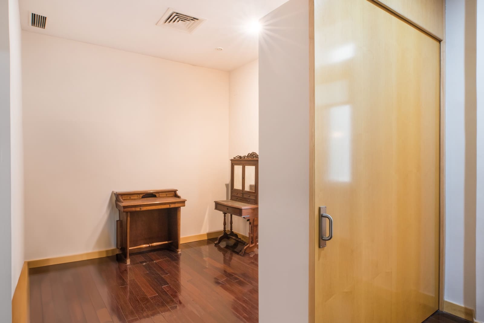 3 soveværelse Lejlighed til salg i Malaga by - € 1.500.000 (Ref: 9436518)