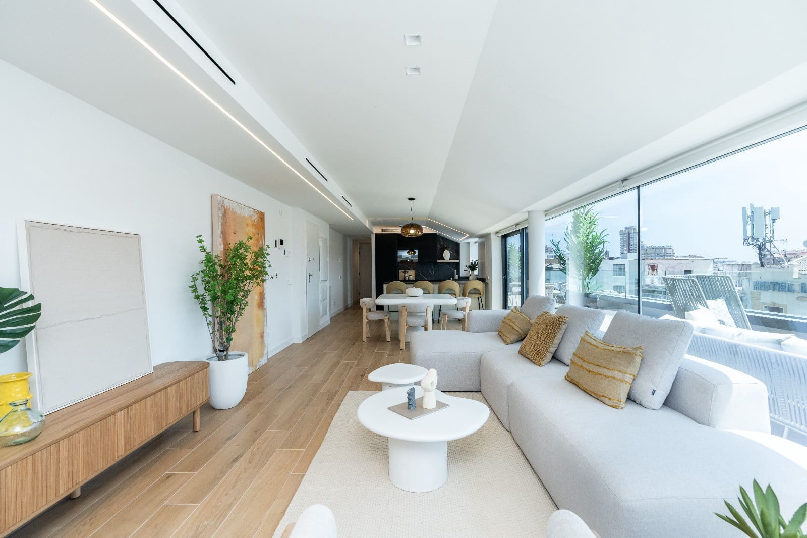 3 Zimmer Apartment zu verkaufen in Fuengirola mit Pool - 1.550.000 € (Ref: 9445471)