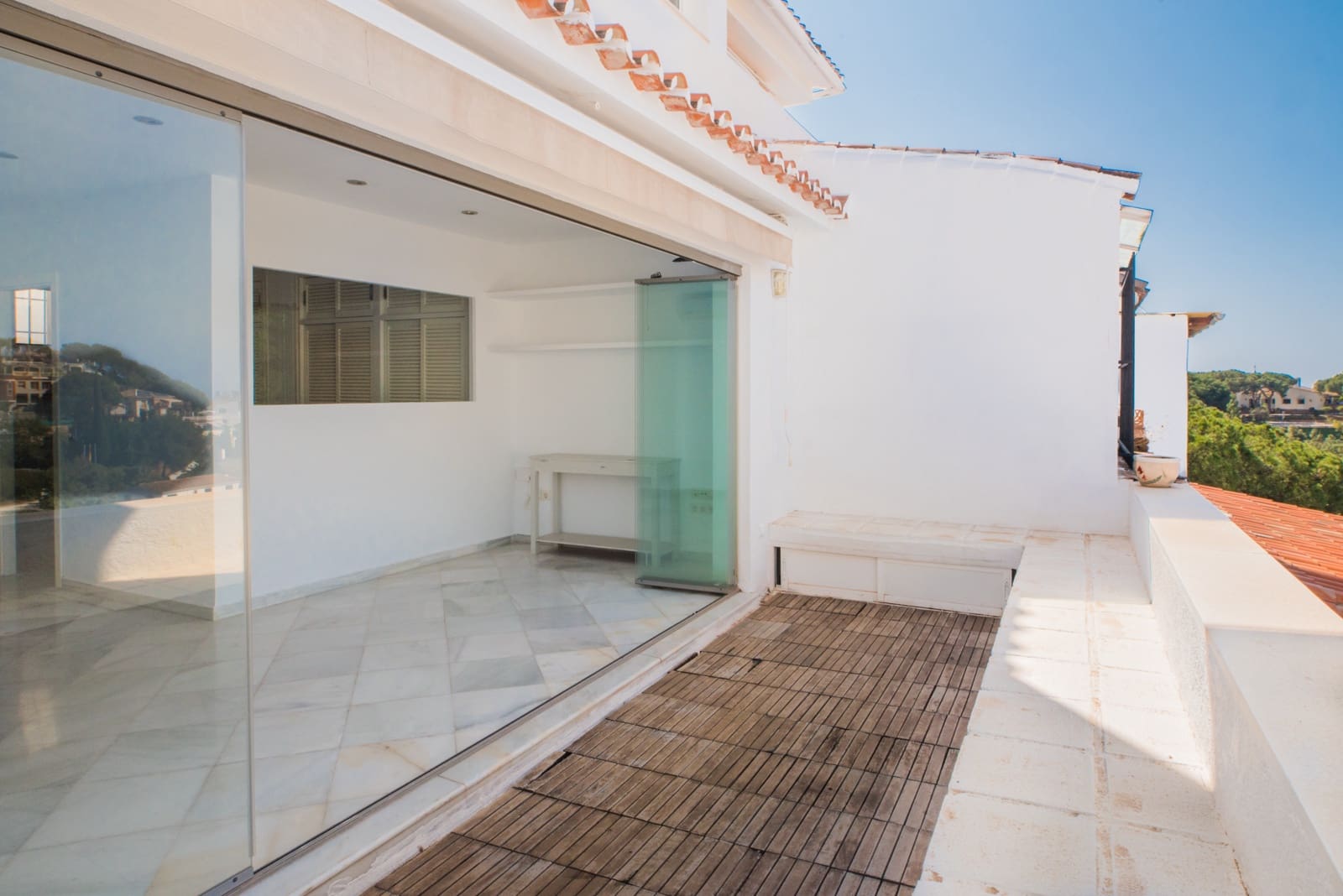 1 soverom Leilighet til salgs i Malaga by med svømmebasseng - € 335 000 (Ref: 9834110)