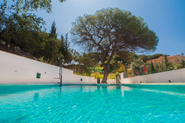 1 soverom Leilighet til salgs i Cerrado de Calderon, Málaga by med svømmebasseng - € 335 000 (Ref: 9834110)