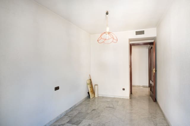 2 sypialnia Apartament na sprzedaż w La Malagueta, Miasto Málaga - 570 000 € (Ref: 9834111)