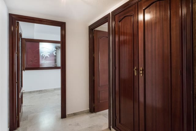 2 sypialnia Apartament na sprzedaż w La Malagueta, Miasto Málaga - 570 000 € (Ref: 9834111)