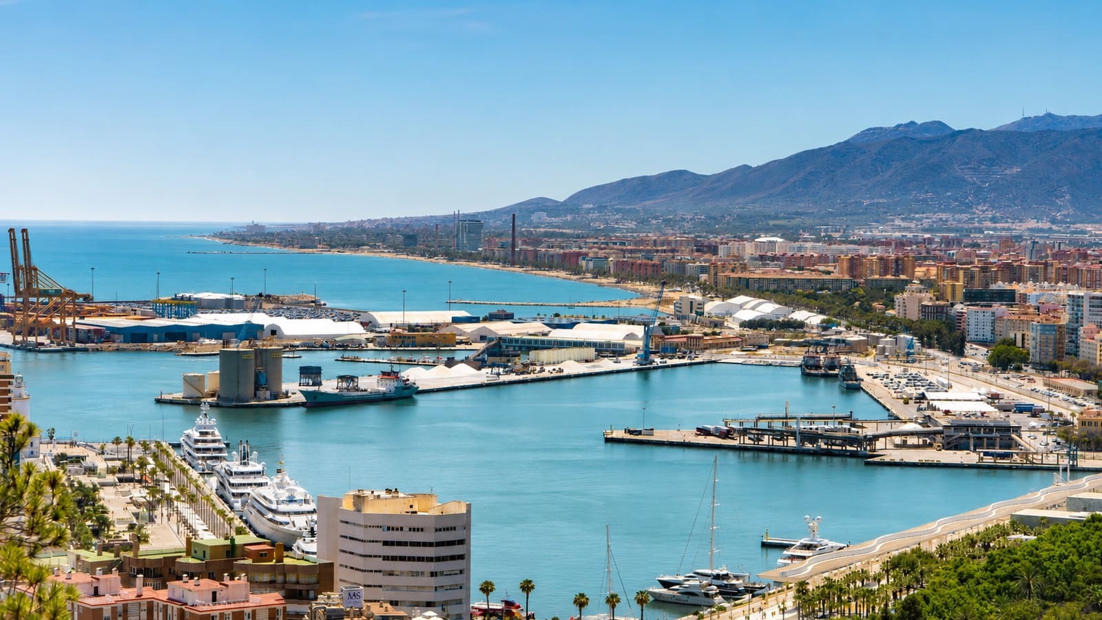 2 slaapkamer Appartement te koop in Malaga stad - € 570.000 (Ref: 9834111)
