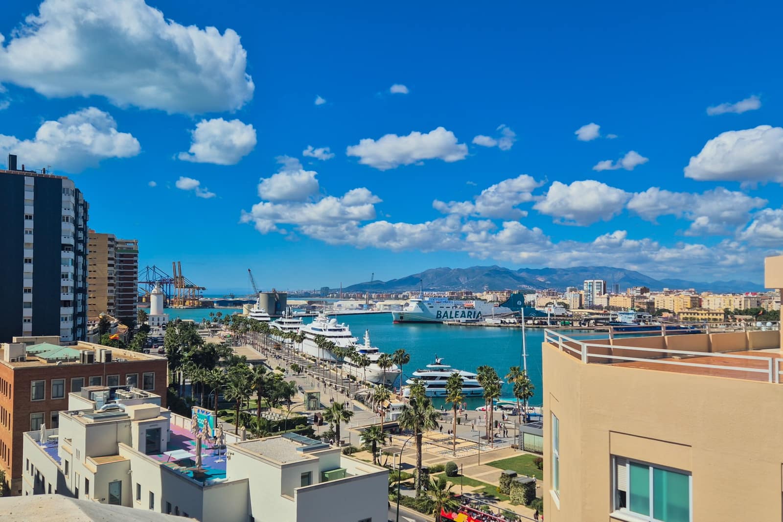 2 slaapkamer Appartement te koop in Malaga stad - € 570.000 (Ref: 9834111)