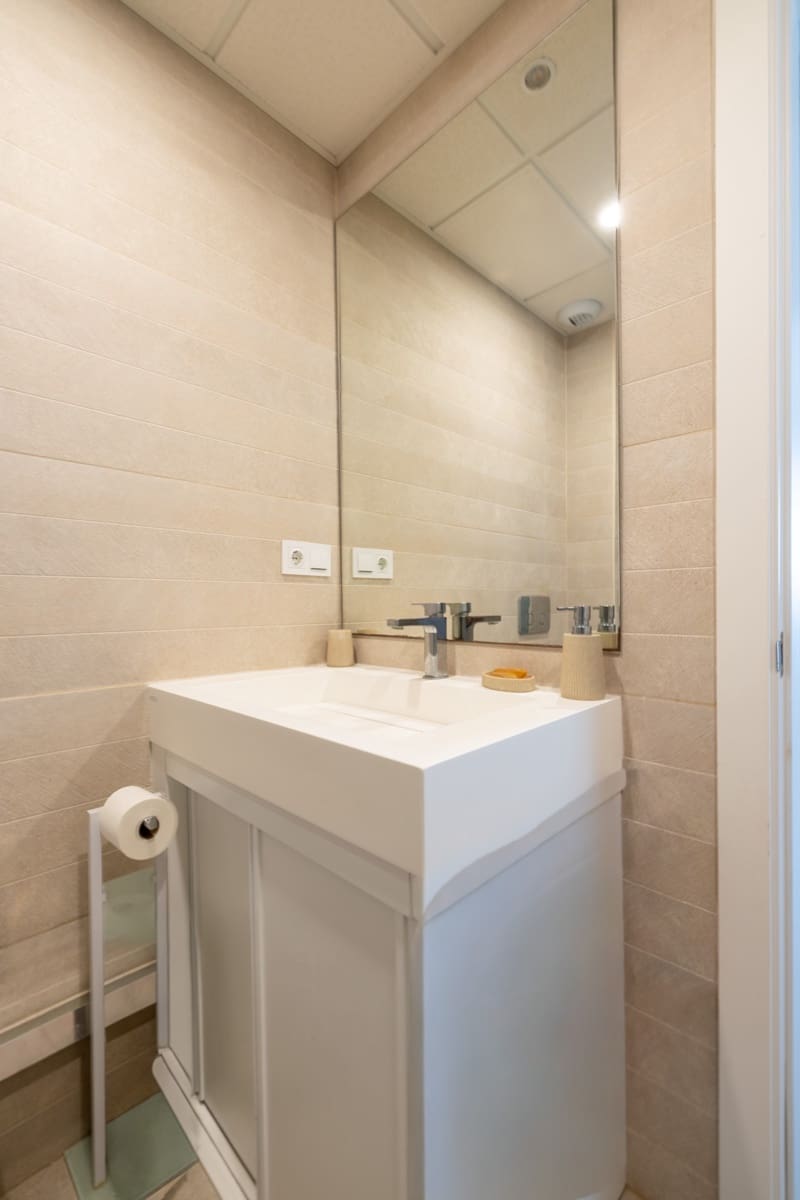 2 bedroom Apartment for sale in Torremolinos with pool - € 793,900 (Ref: 9834112)