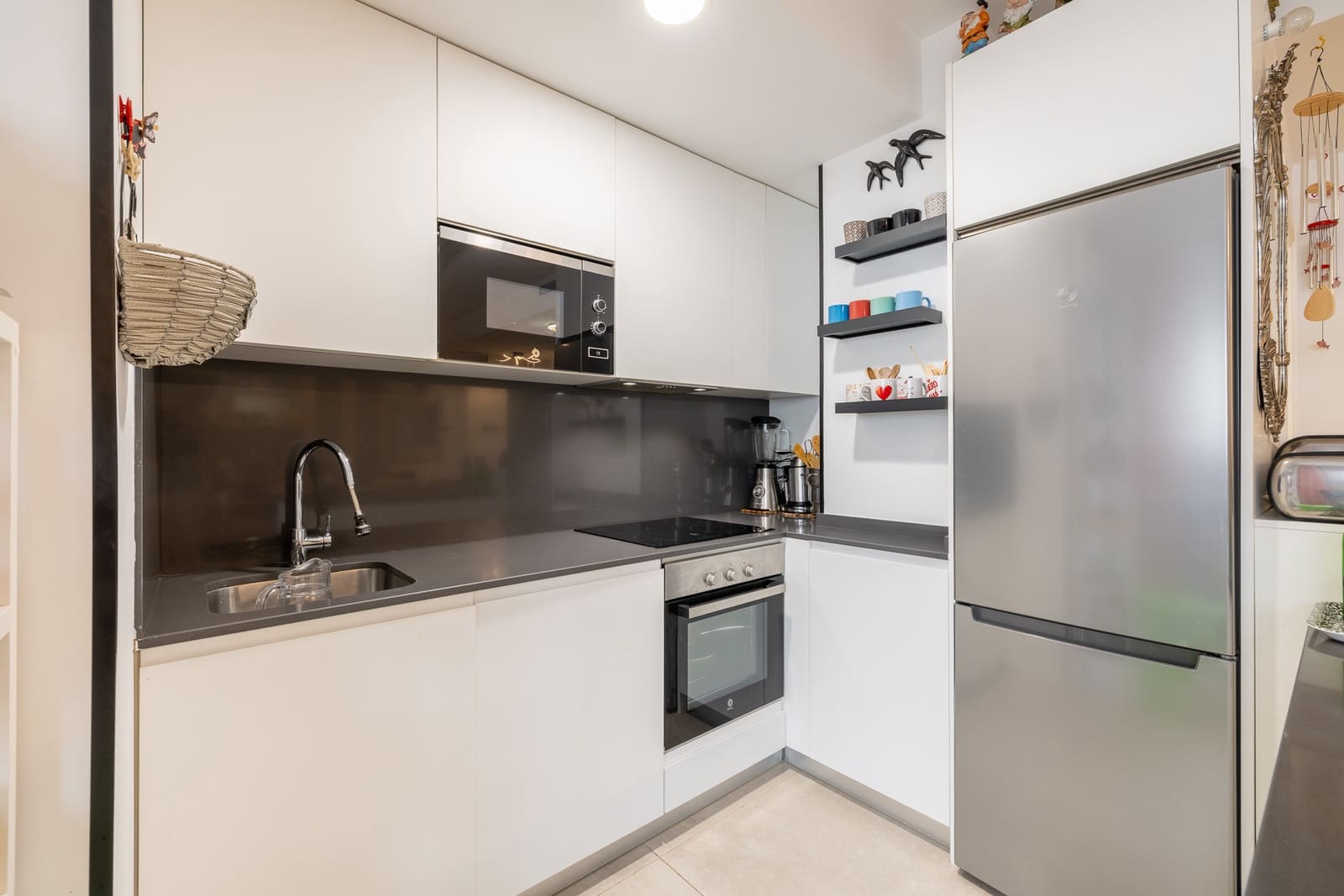 2 bedroom Apartment for sale in Torremolinos with pool - € 793,900 (Ref: 9834112)