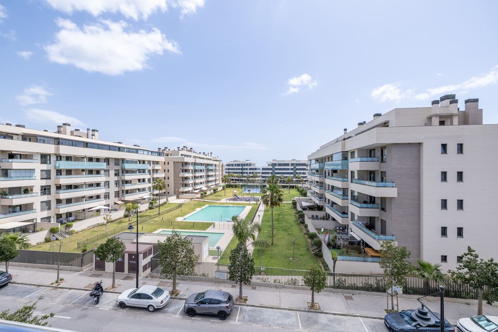 2 bedroom Apartment for sale in Torremolinos with pool - € 793,900 (Ref: 9834112)