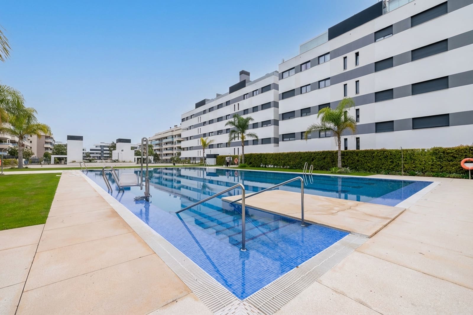 2 bedroom Apartment for sale in Torremolinos with pool - € 793,900 (Ref: 9834112)