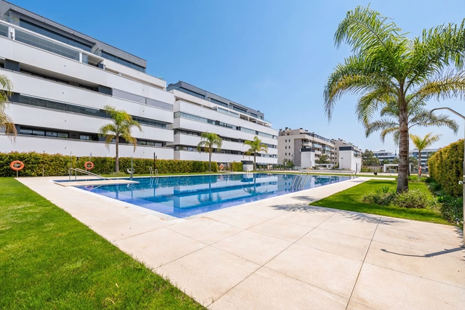 2 bedroom Apartment for sale in Torremolinos with pool - € 793,900 (Ref: 9834112)