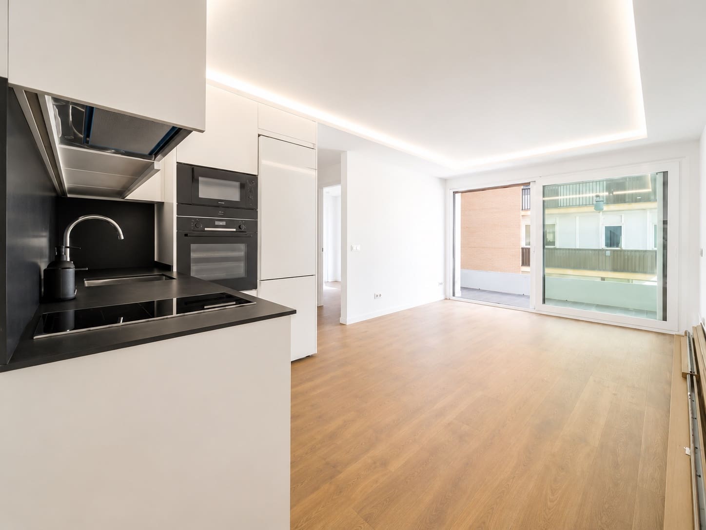 Apartamento de 2 habitaciones en Málaga ciudad en venta - 782.000 € (Ref: 9834113)