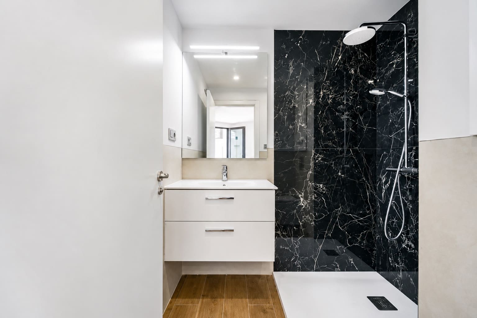 Apartamento de 2 habitaciones en Málaga ciudad en venta - 782.000 € (Ref: 9834113)