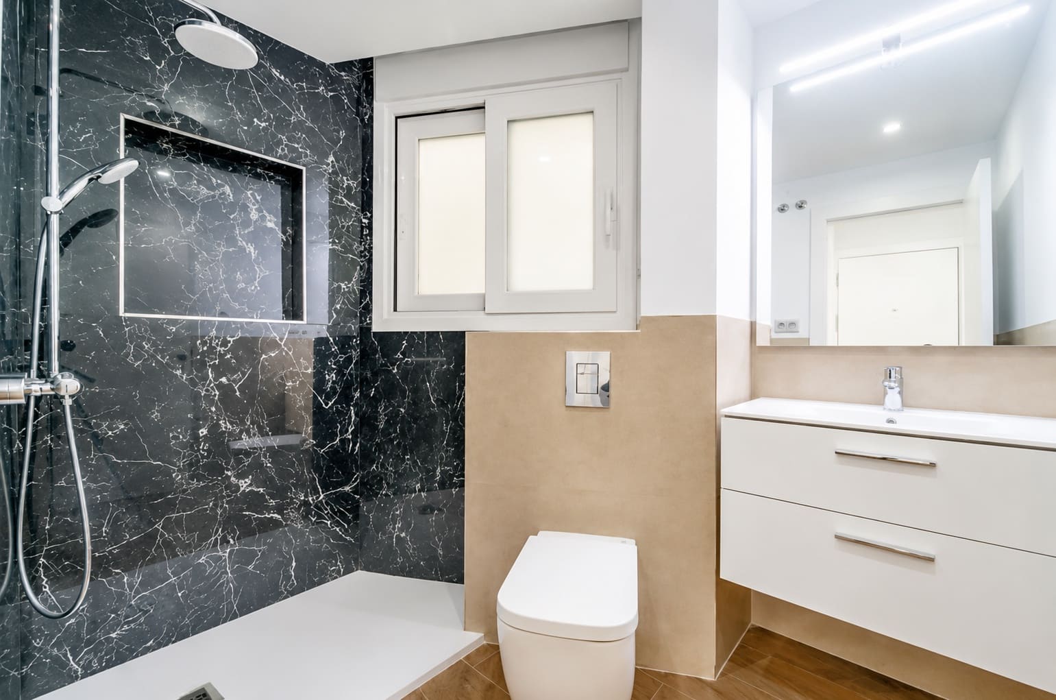 Apartamento de 2 habitaciones en Málaga ciudad en venta - 782.000 € (Ref: 9834113)