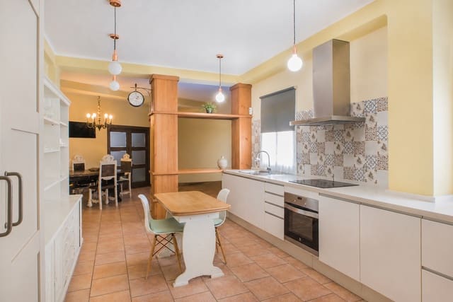 3 makuuhuone Huoneisto myytävänä paikassa Ensanche Centro, Málaga kaupunki - 565 000 € (Ref: 9834115)