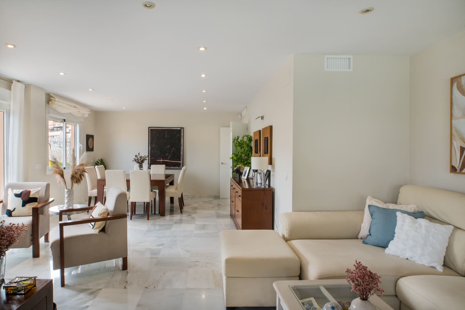 5 bedroom Villa for sale in Malaga city with pool - € 1,280,000 (Ref: 9834117)