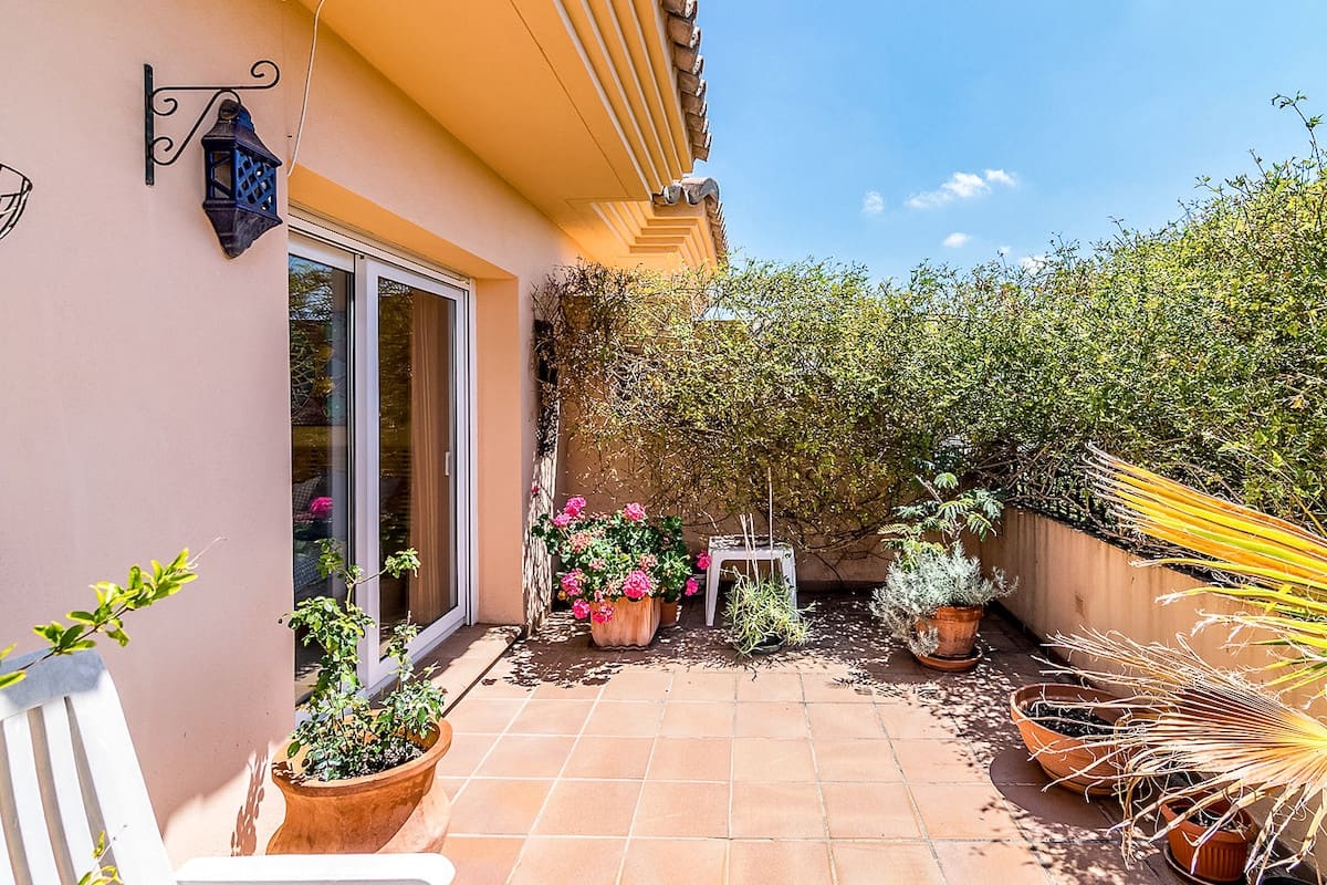 4 bedroom Villa for sale in Riviera del Sol with pool - € 660,000 (Ref: 9834590)