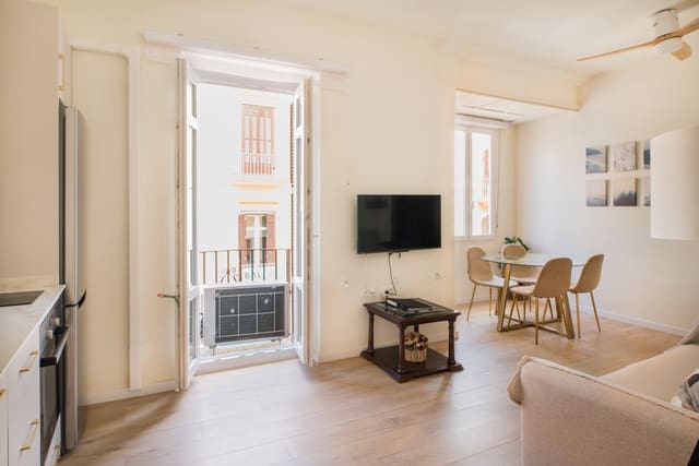 3 soverom Leilighet til salgs i Centro Historico, Málaga by - € 610 000 (Ref: 9840674)