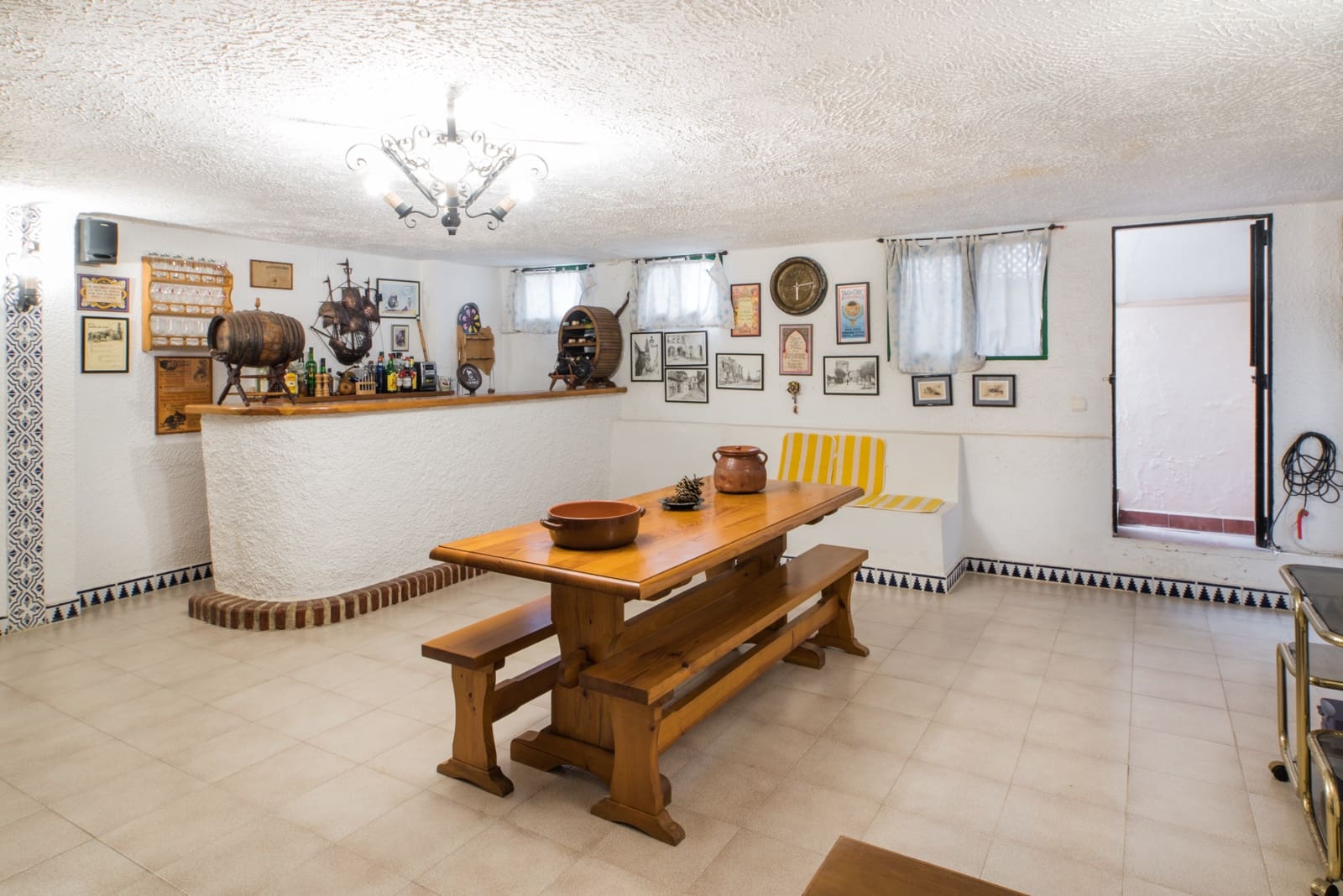 5 bedroom Villa for sale in Torremolinos - € 860,000 (Ref: 9849043)