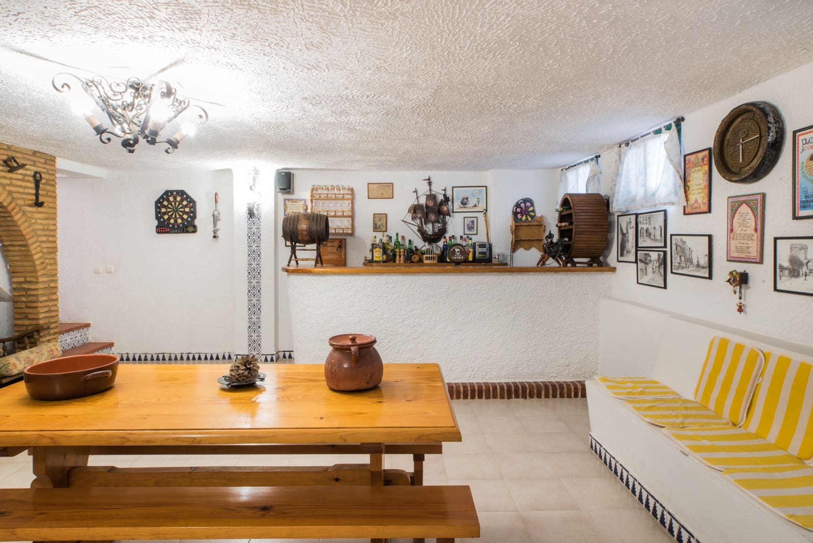 5 bedroom Villa for sale in Torremolinos - € 860,000 (Ref: 9849043)