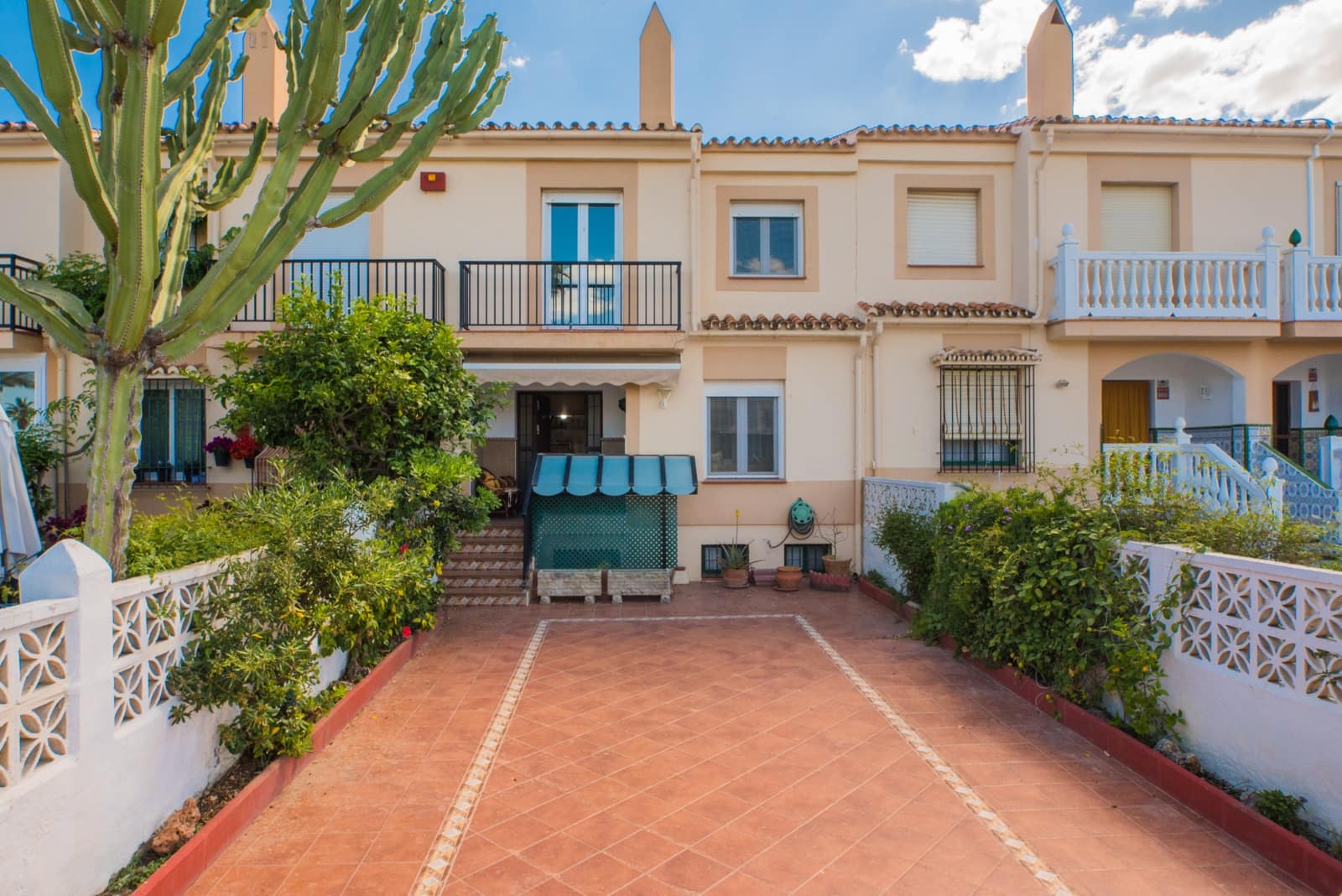 5 bedroom Villa for sale in Torremolinos - € 860,000 (Ref: 9849043)