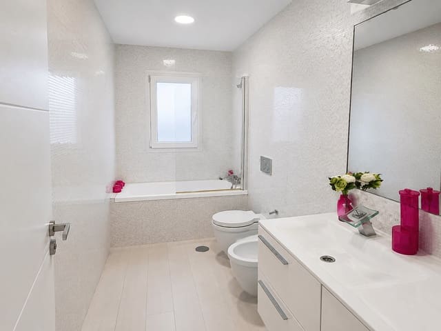 6 chambre Appartement à vendre à Cerrado de Calderon, Malaga ville avec piscine - 1 850 000 € (Ref: 9867947)