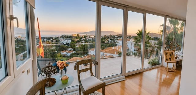 6 chambre Appartement à vendre à Cerrado de Calderon, Malaga ville avec piscine - 1 850 000 € (Ref: 9867947)