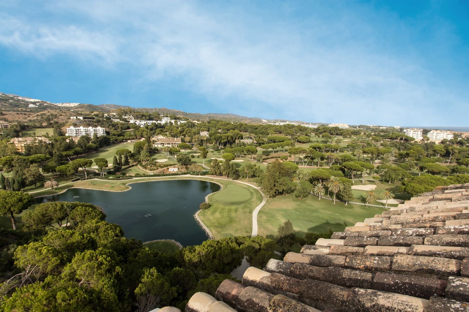 4 bedroom Apartment for sale in Marbella with pool - € 2,400,000 (Ref: 9882472)