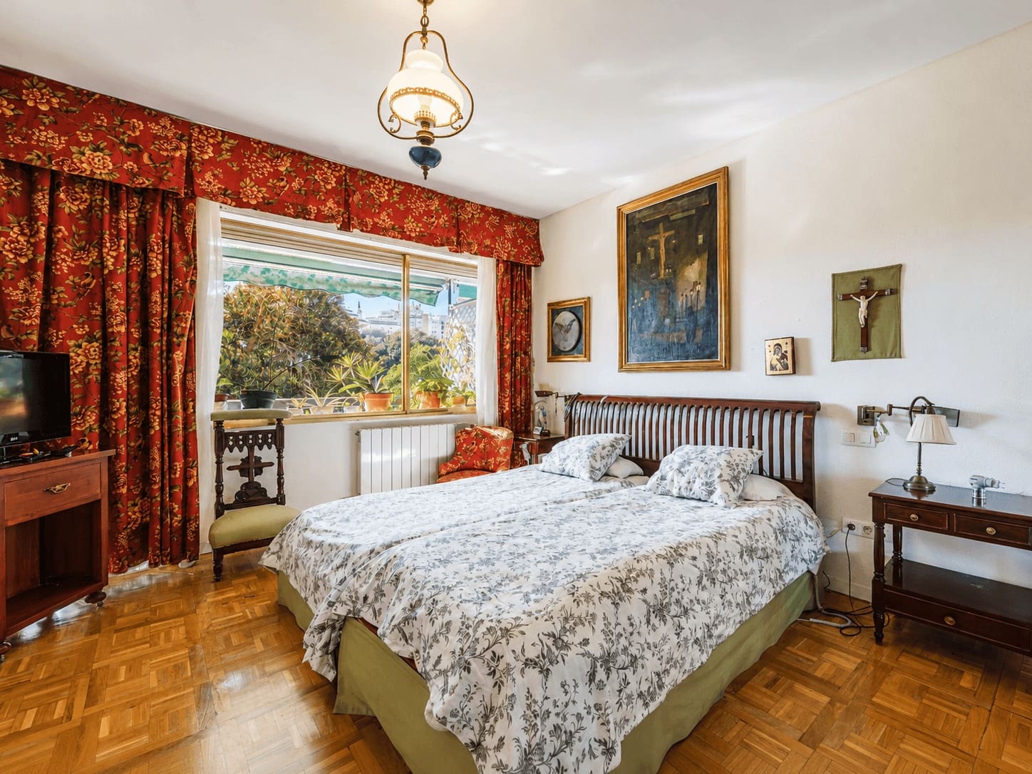 4 soveværelse Lejlighed til salg i Malaga by med swimmingpool - € 1.120.000 (Ref: 9944730)