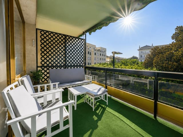 4 sypialnia Apartament na sprzedaż w La Malagueta, Miasto Málaga z basenem - 1 120 000 € (Ref: 9944730)