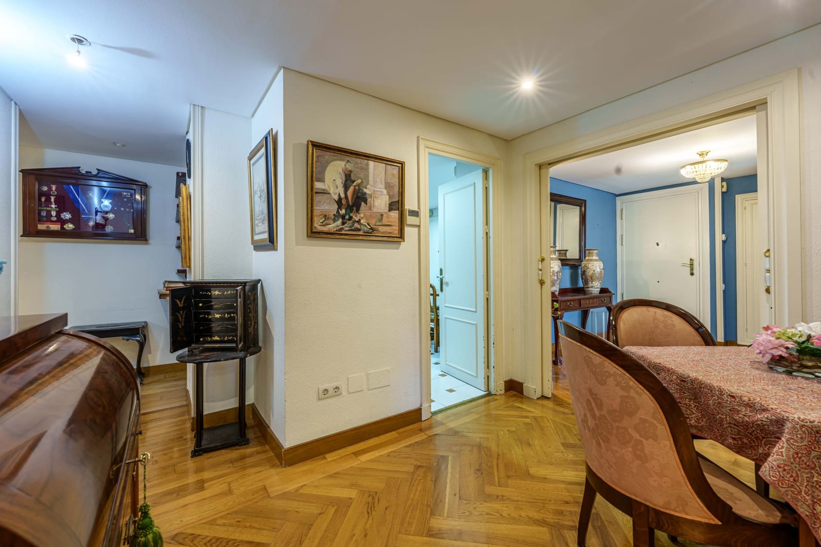 4 soveværelse Lejlighed til salg i Malaga by med swimmingpool - € 1.120.000 (Ref: 9944730)