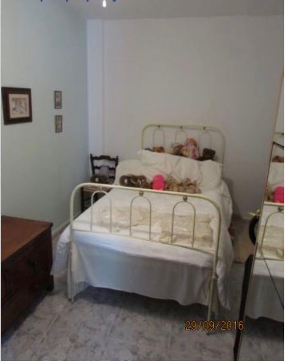 5 soveværelse Byhus til salg i Teresa de Cofrentes med swimmingpool - € 135.000 (Ref: 9271407)