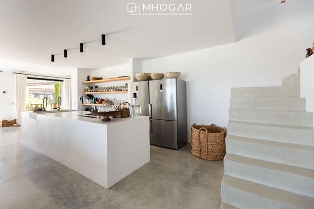 3 makuuhuone Huvila vuokrattavana paikassa Benissa mukana uima-altaan - 7 900 € (Ref: 9430983)