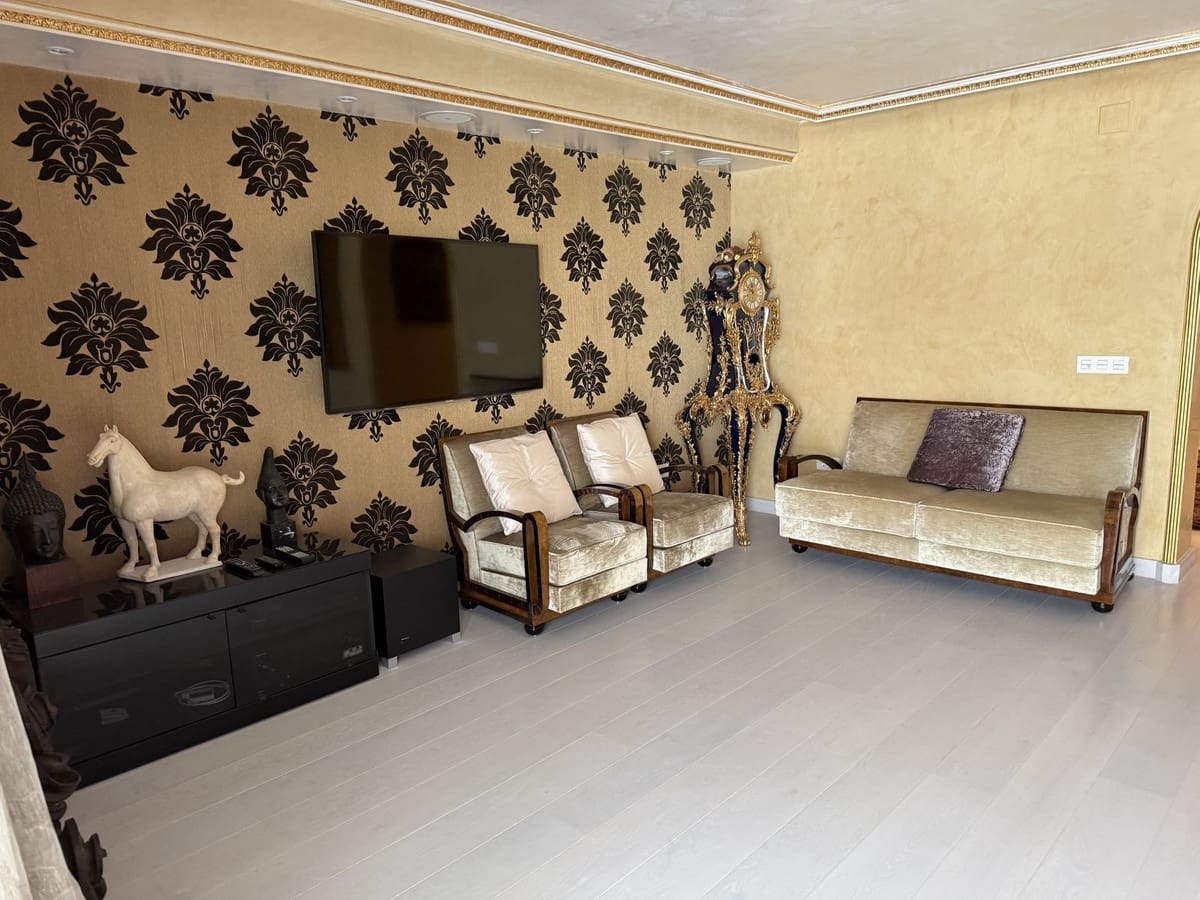 4 soverom Leilighet til salgs i Puerto Banus med svømmebasseng garasje - € 3 380 000 (Ref: 9314000)