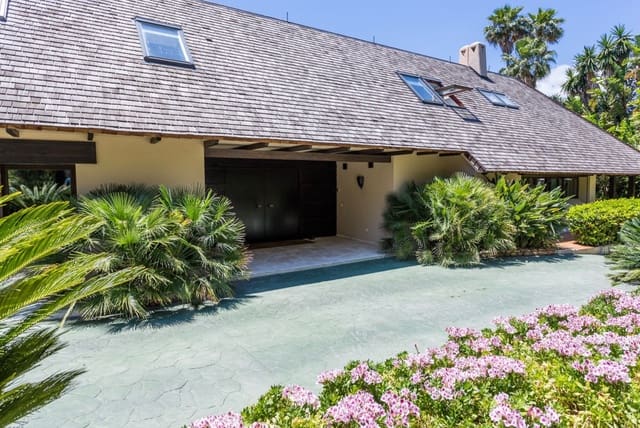 6 sypialnia Willa na sprzedaż w Río Real, Marbella z basenem garażem - 3 400 000 € (Ref: 9314001)