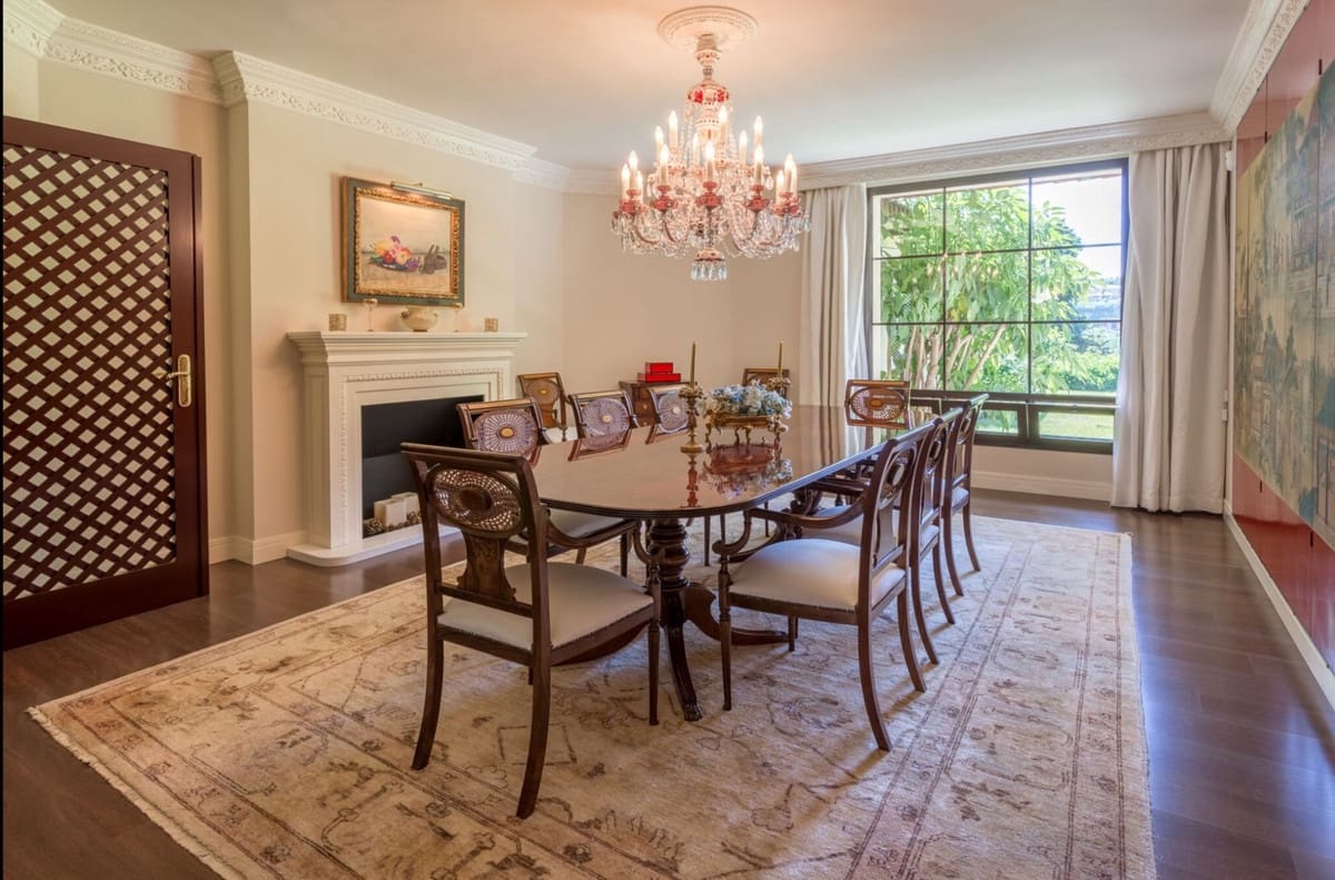 6 soveværelse Villa til salg i Rio Real med swimmingpool garage - € 3.400.000 (Ref: 9314001)