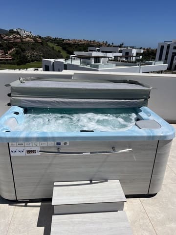 3 camera da letto Appartamento da affitare come casa vacanza in Los Monteros, Marbella con piscina garage - 3.500 € (Rif: 9314012)