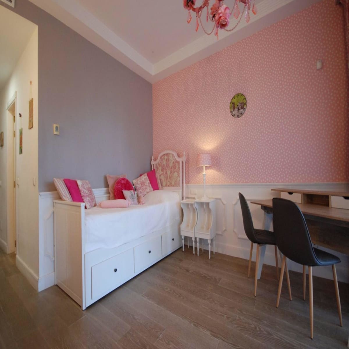 2 bedroom Apartment for holiday rental in Marbella with pool garage - € 1,500 (Ref: 9314013)