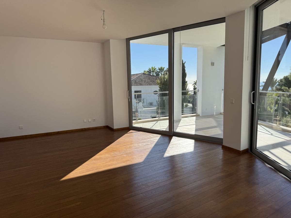 4 quarto Moradia Geminada para venda em Marbella com piscina garagem - 3 000 000 € (Ref: 9314339)