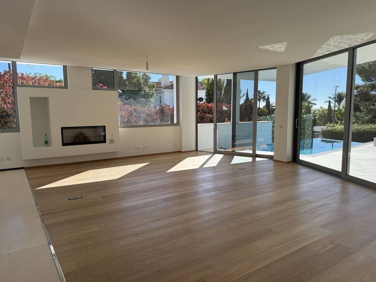 4 quarto Moradia Geminada para venda em Marbella com piscina garagem - 3 000 000 € (Ref: 9314339)