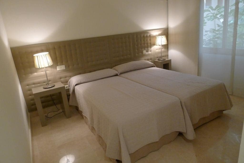 3 camera da letto Appartamento da affittare in San Pedro de Alcantara con piscina garage - 3.000 € (Rif: 9314345)