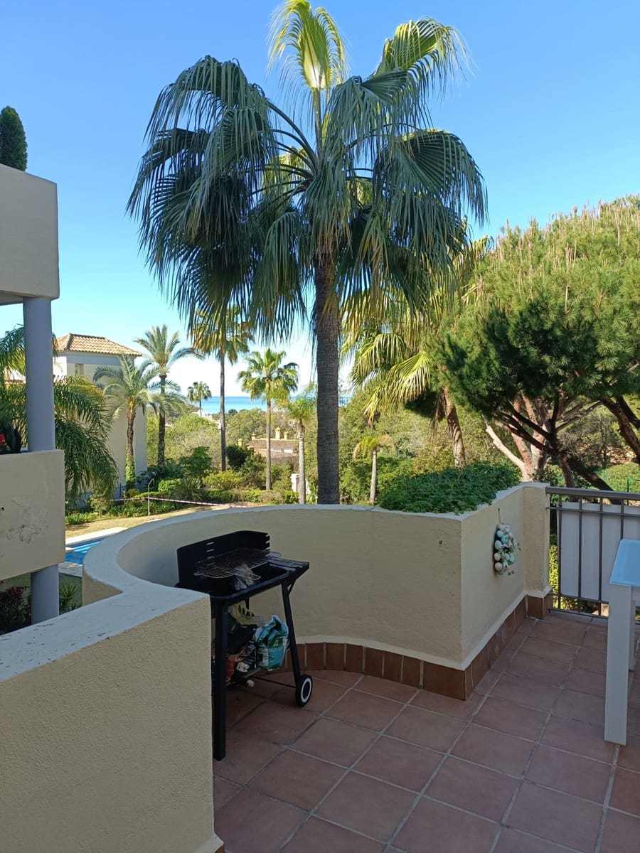 2 soveværelse Lejlighed til salg i Marbella med swimmingpool garage - € 475.000 (Ref: 9314368)